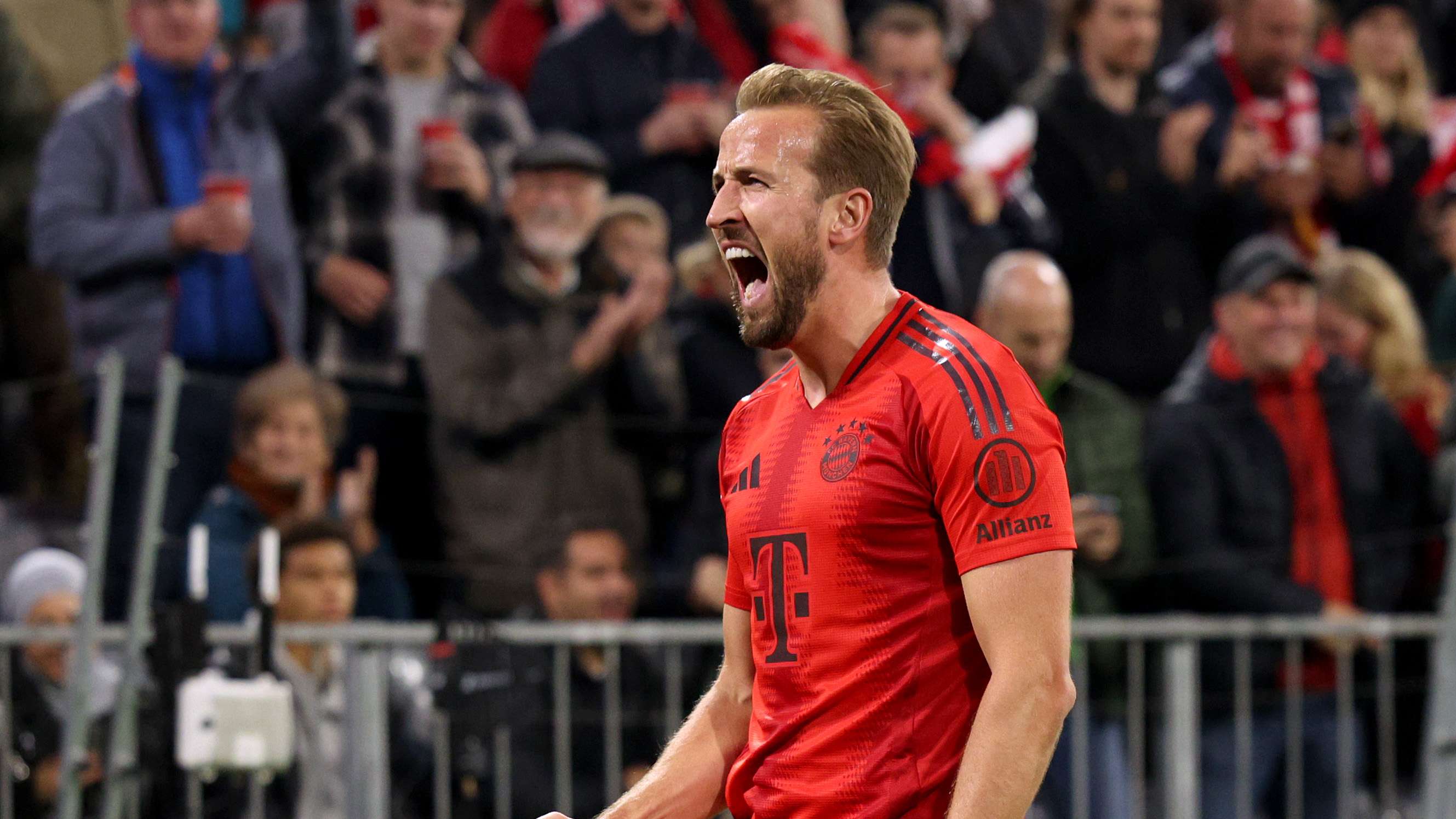 足球下創造 足球下創造