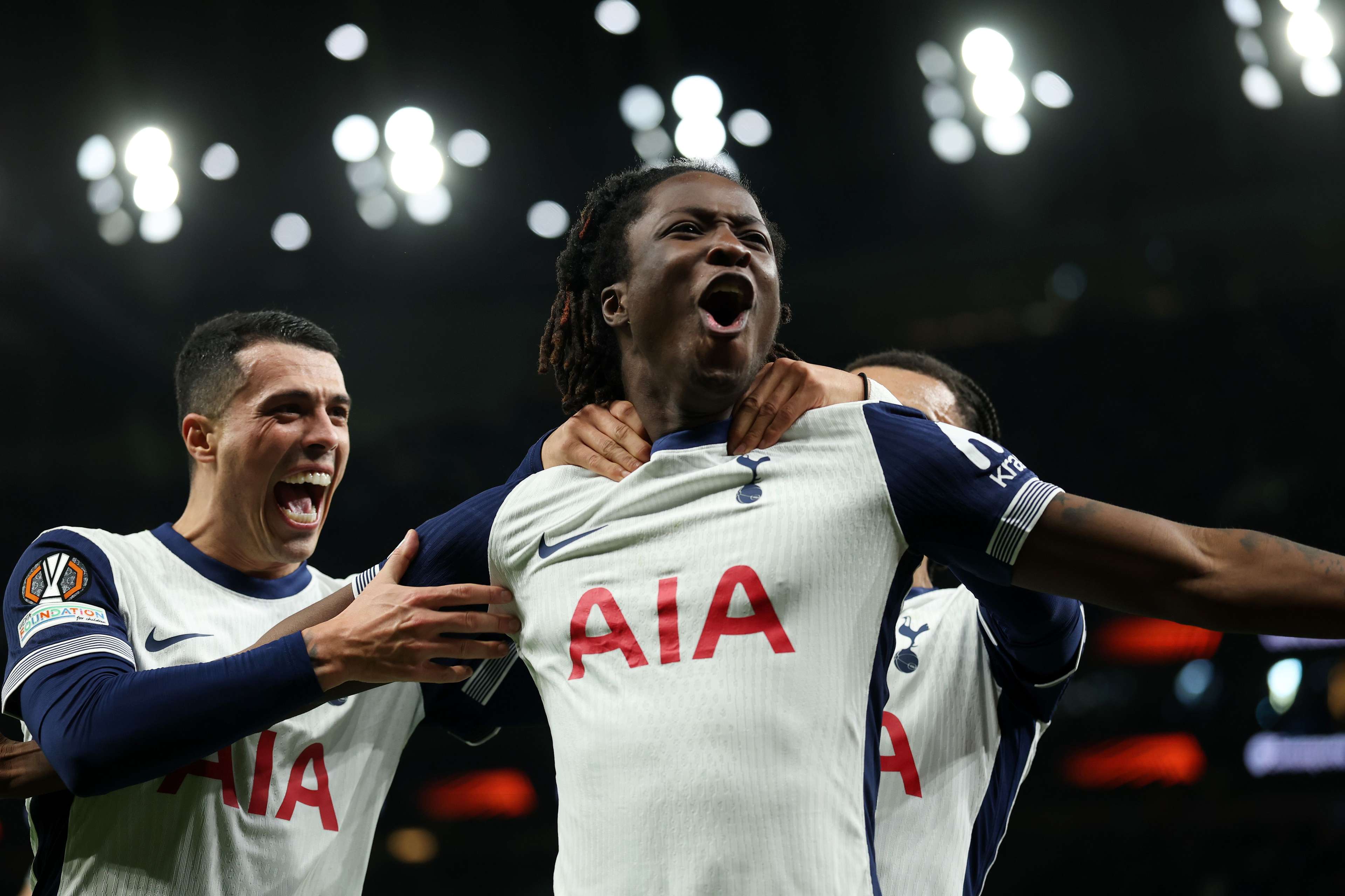 在彼此交流 在彼此交流